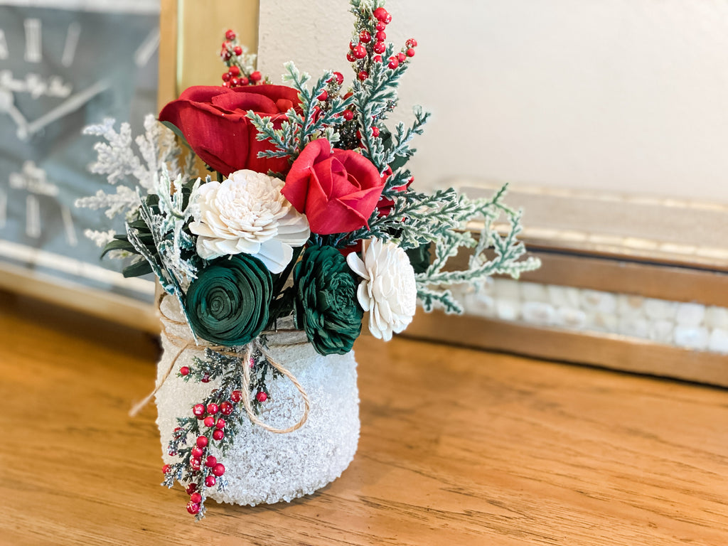 Classic Christmas Winter Wood Flower Bouquet – Woodland Flower Co