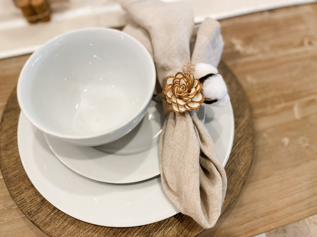 wood flower napkin ring set with cotton for farmhouse table