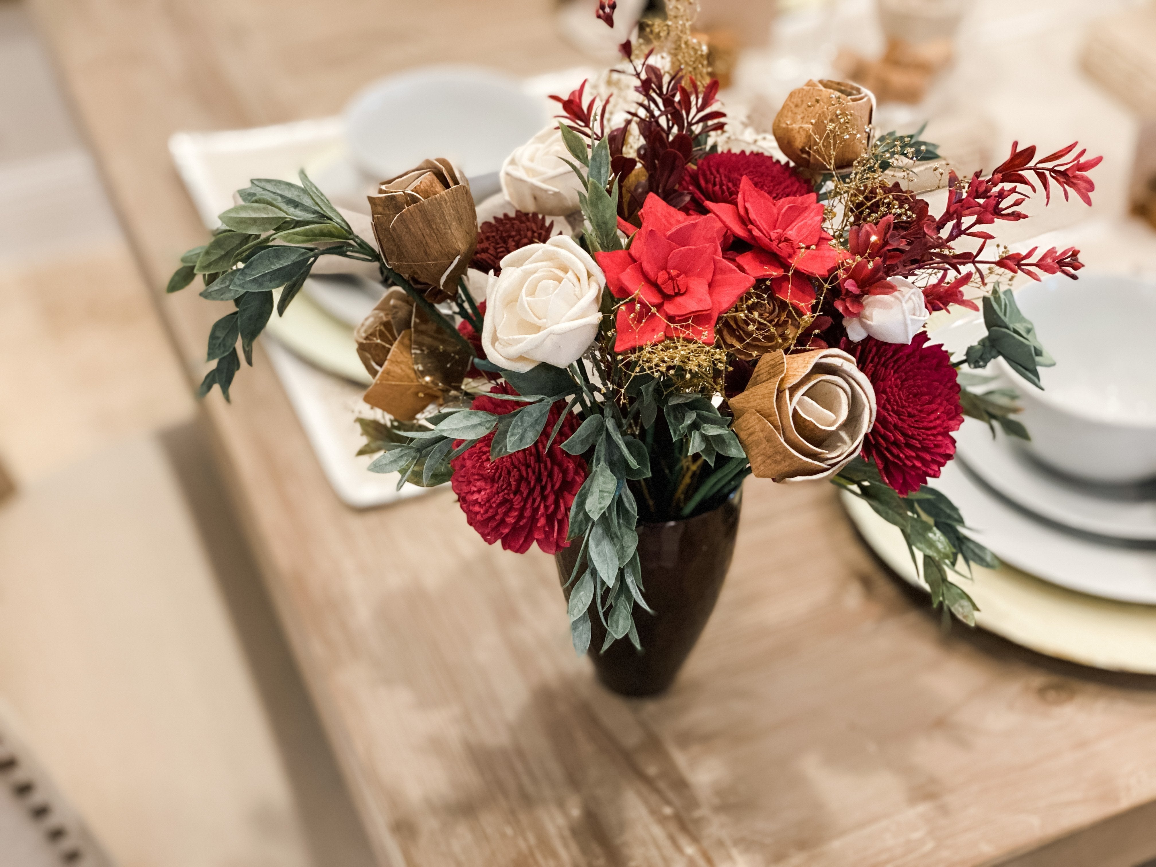 How to Make the Perfect Holiday Flower Arrangement, Without