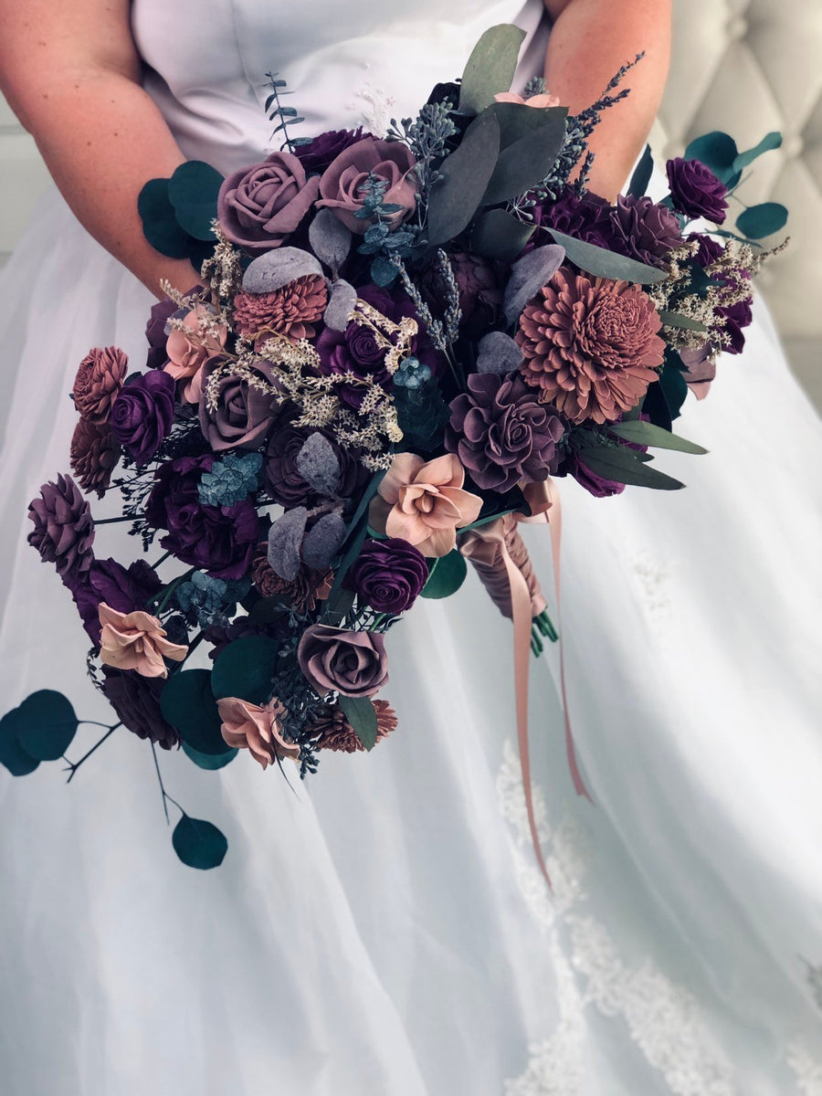 Midnight Promenade Oblong Bouquet – Pine and Petal Weddings, image size:900x1200