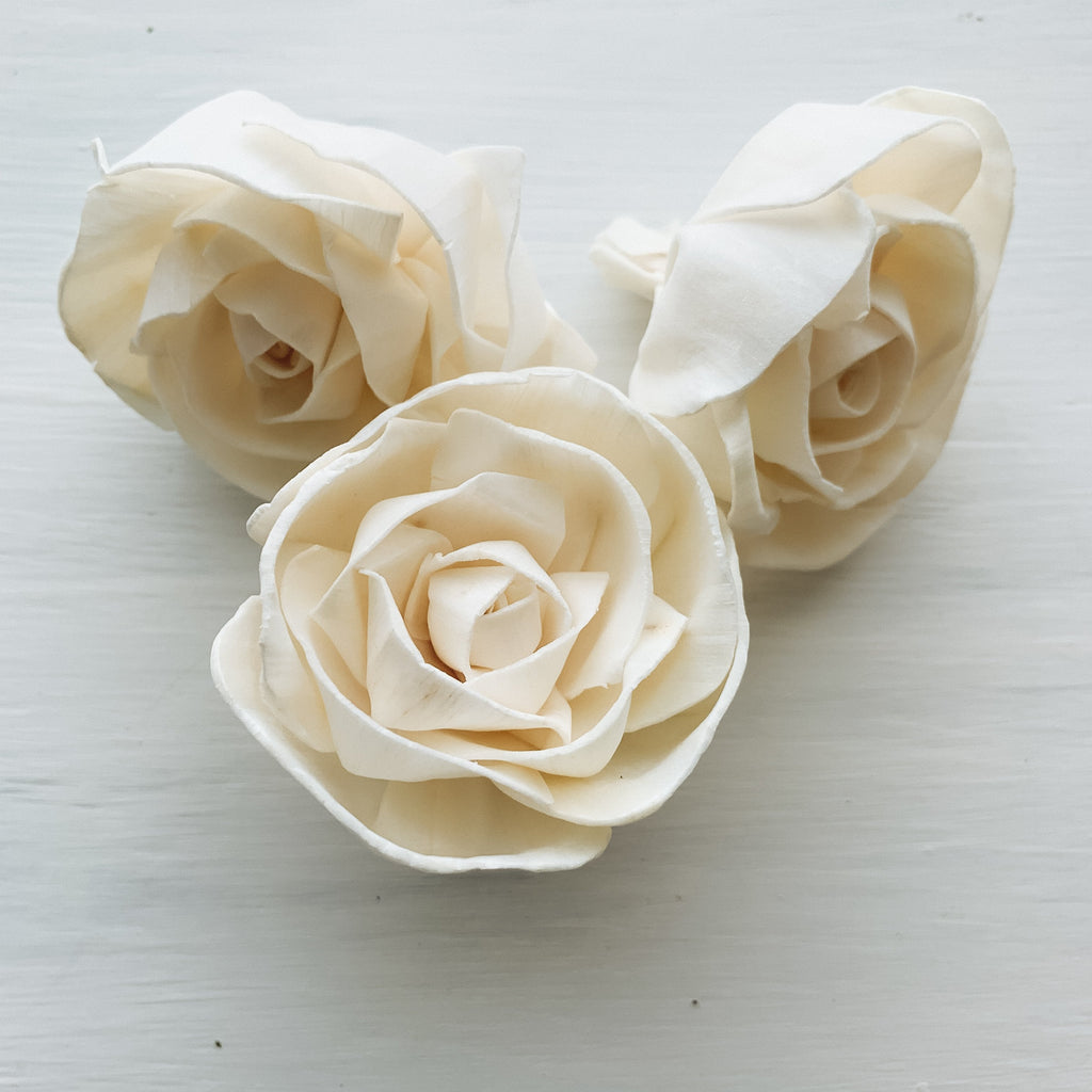 find sola wood roses for wedding decor
